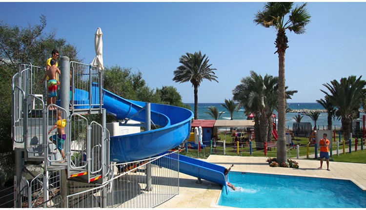 The Golden Bay Beach Hotel, Кипр